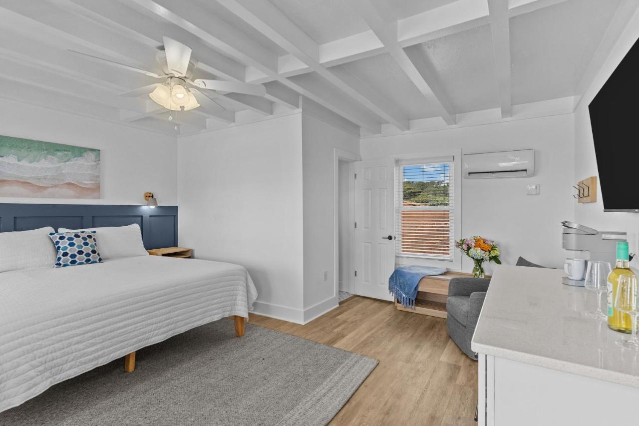 The Beach House At Oak Island By Carolina Resorts Экстерьер фото