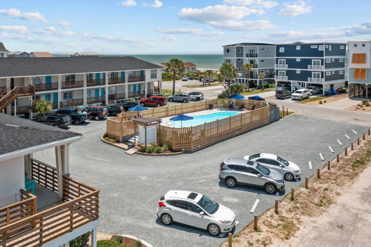 The Beach House At Oak Island By Carolina Resorts Экстерьер фото
